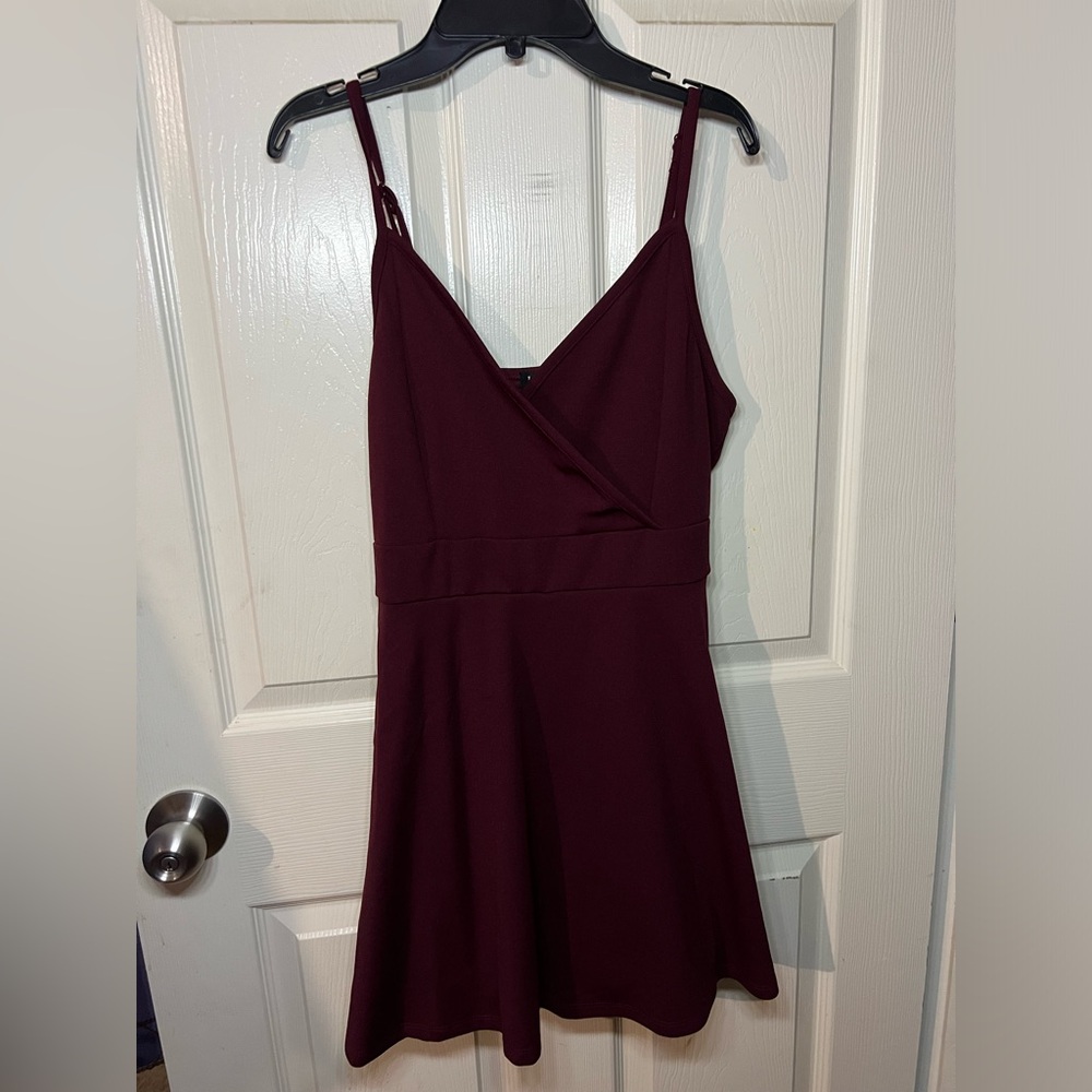 Women’s maroon dress. J for Justify, size Large